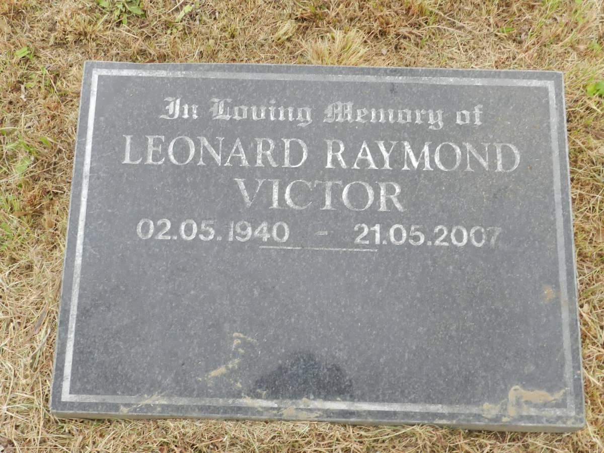 VICTOR Leonard Raymond 1940-2007