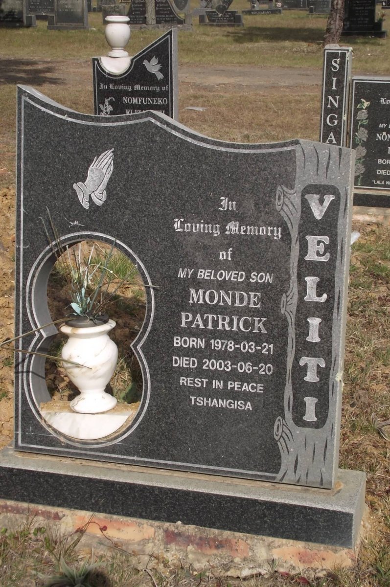 VELITI Monde Patrick 1978-2003