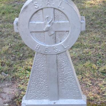 GRAVE F. -1946