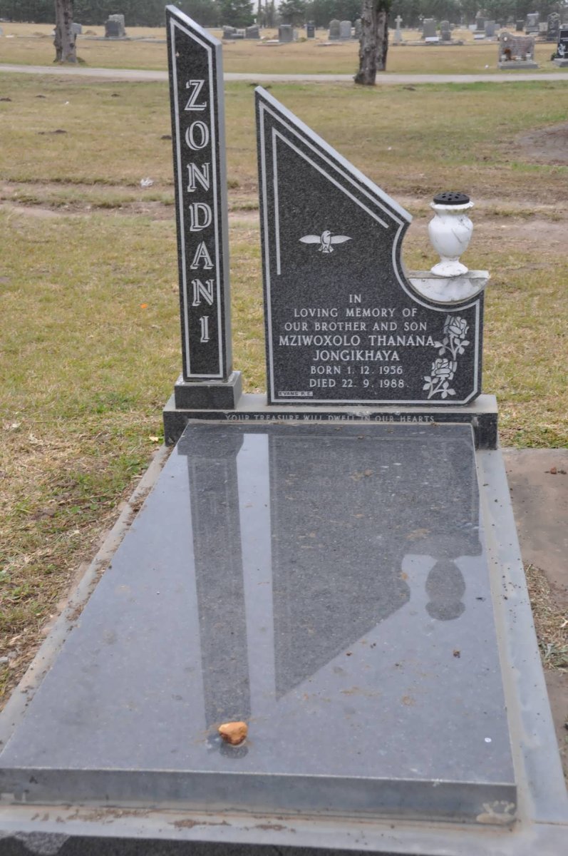 ZONDANI Mziwoxolo Thanana Jongikhaya 1956-1988