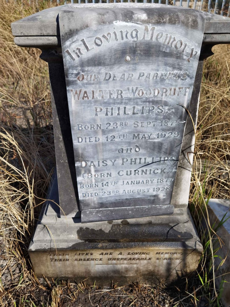 PHILLIPS Walter Woodruff 1875-1929 &amp; Daisy CURNICK 1877-1928