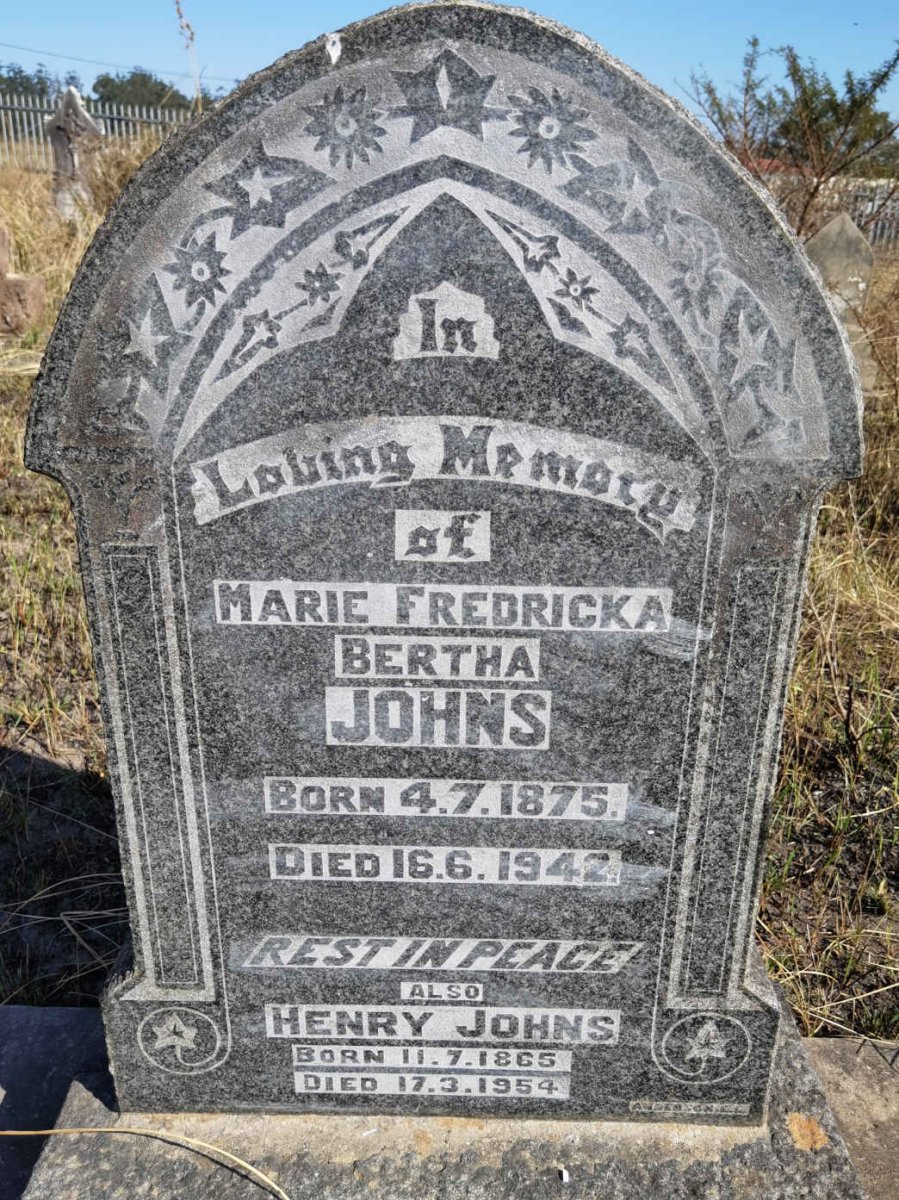 JOHNS Henry 1865-1954 &amp; Marie Fredricka Bertha 1875-1942