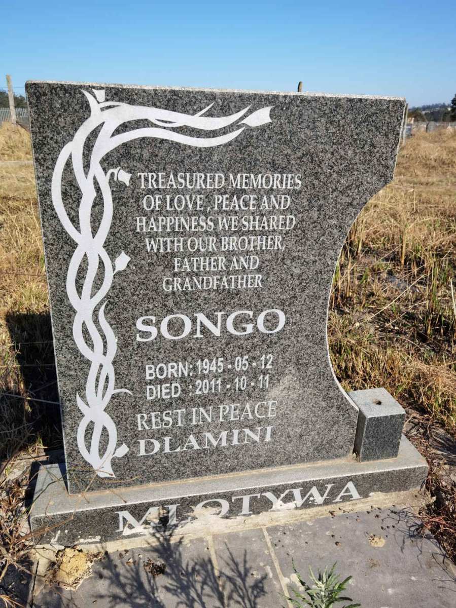 MLOTYWA Songo 1945-2011