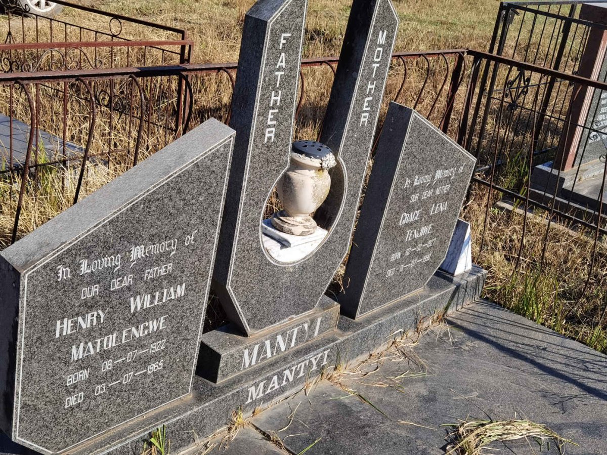 MANTYI Henry William Matolengwe 1922-1965 &amp; Grace Lena Tenjiwe 1927-1990