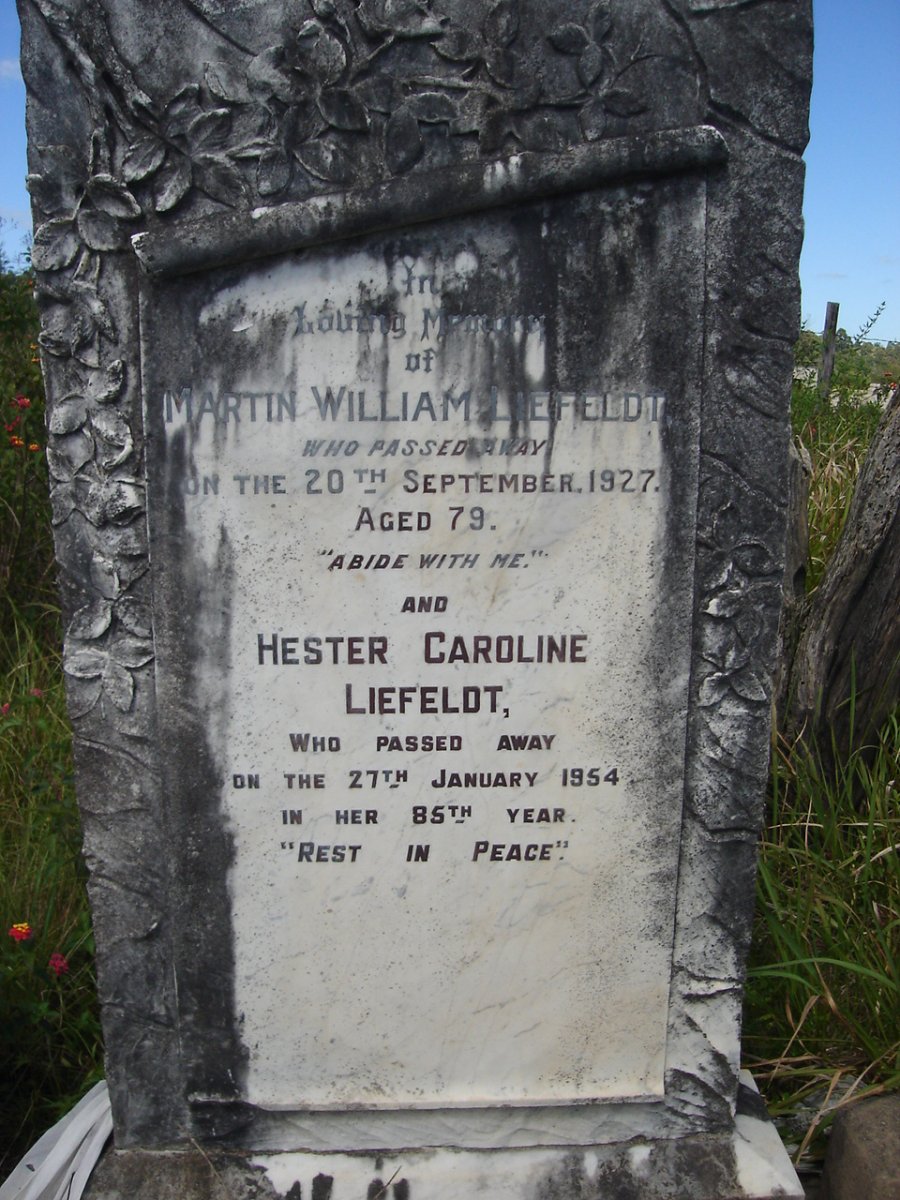 LIEFELDT Martin William -1927 &amp; Hester Caroline -1954