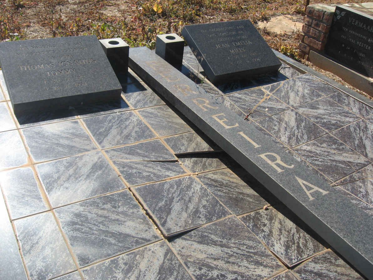 FERREIRA Thomas Ignatius1912-1994 &amp; Jean Emelia 1918-1996