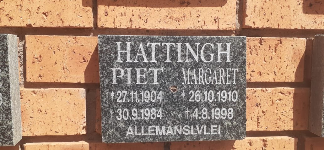 HATTINGH Piet 1904-1984 &amp; Margaret 1910-1998