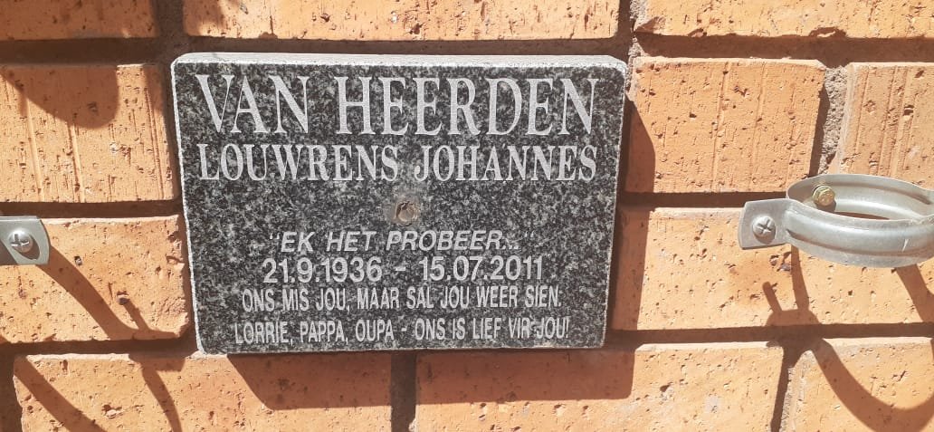 HEERDEN Louwrens Johannes, van 1936-2011