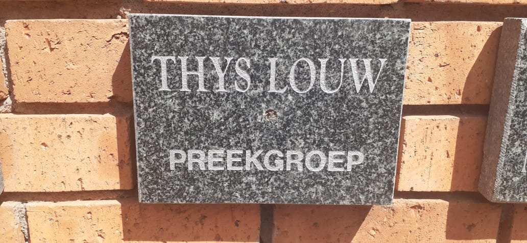 LOUW Thys