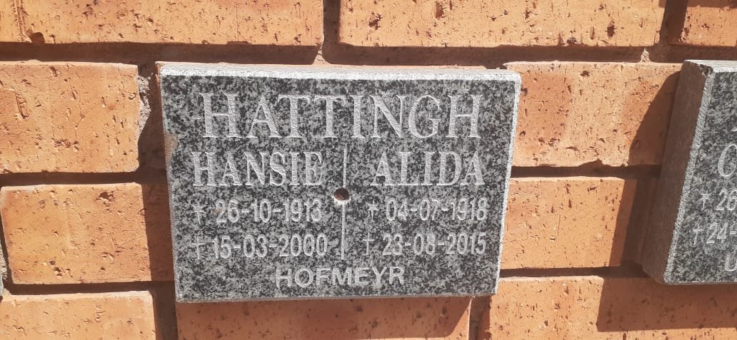 HATTINGH Hansie 1913-2000 &amp; Alida 1918-2015