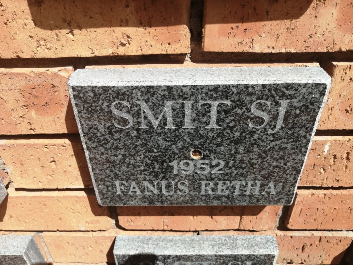 SMIT S.J. 1952