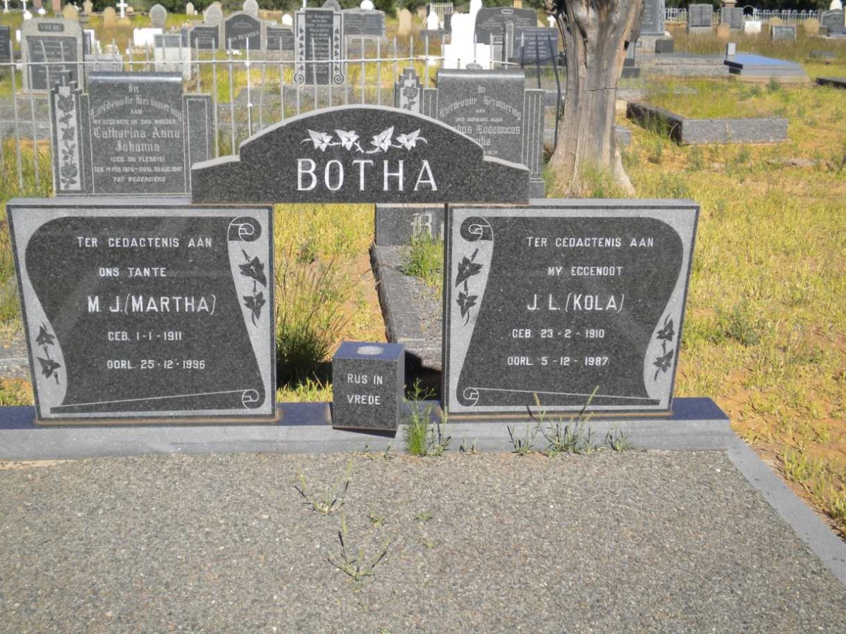 BOTHA J.L. 1910-1987 &amp; M.J. 1911-1996