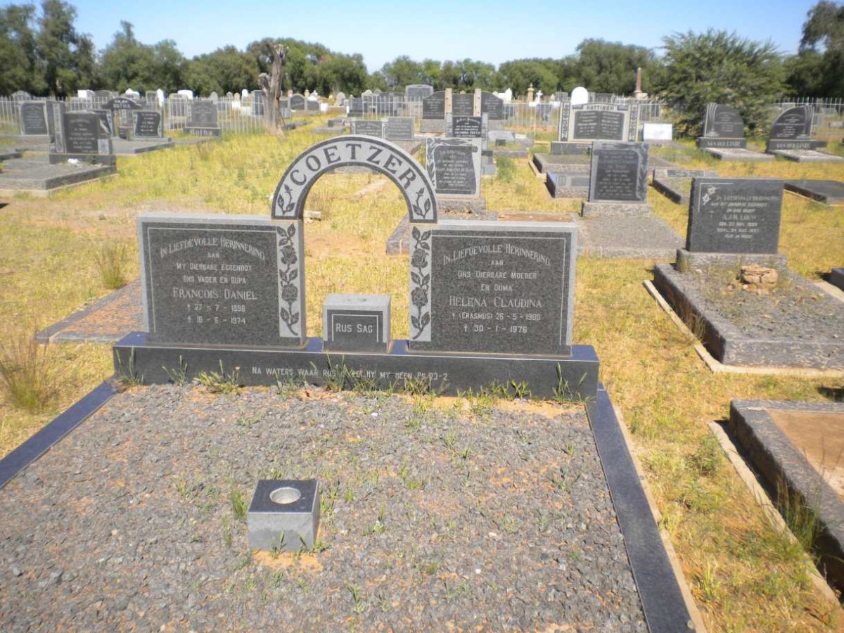 COETZER Francois Daniel 1898-1974 &amp; Helena Claudina ERASMUS 1900-1976