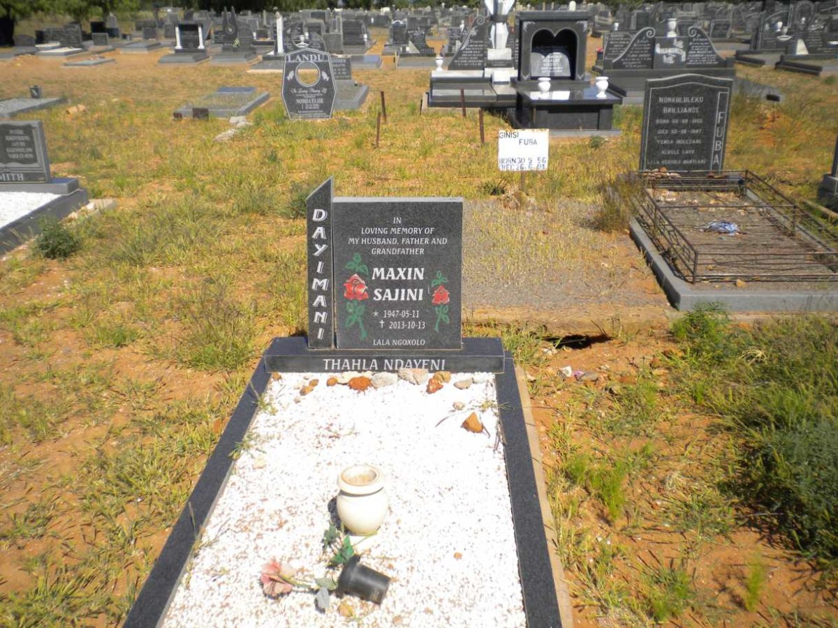 DAYIMANI Maxin Sajini 1947-2013