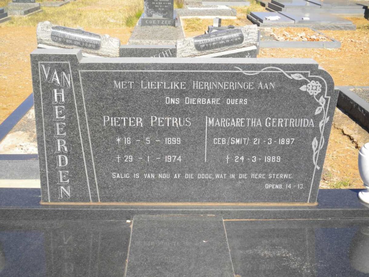 HEERDEN Pieter Petrus, van 1899-1974 &amp; Margaretha Gertruida SMIT 1897-1989