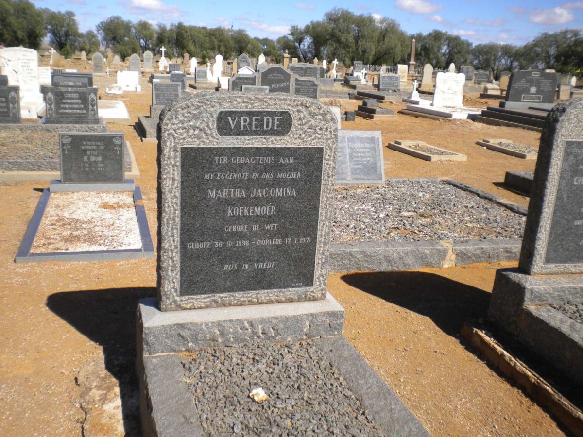 KOEKEMOER Martha Jacomina nee DE WET 1898-1971