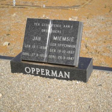 OPPERMAN Jan 1898-1959 &amp; Miemsie OPPERMAN 1897-1947