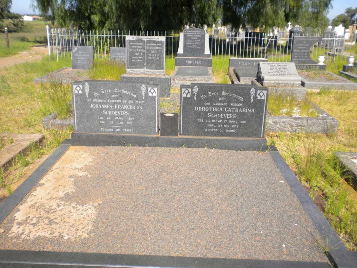 SCHOEVERS Johannes Franciscus 1894-1951 &amp; Dorothea Catharina V.D. MERWE 1902-1972