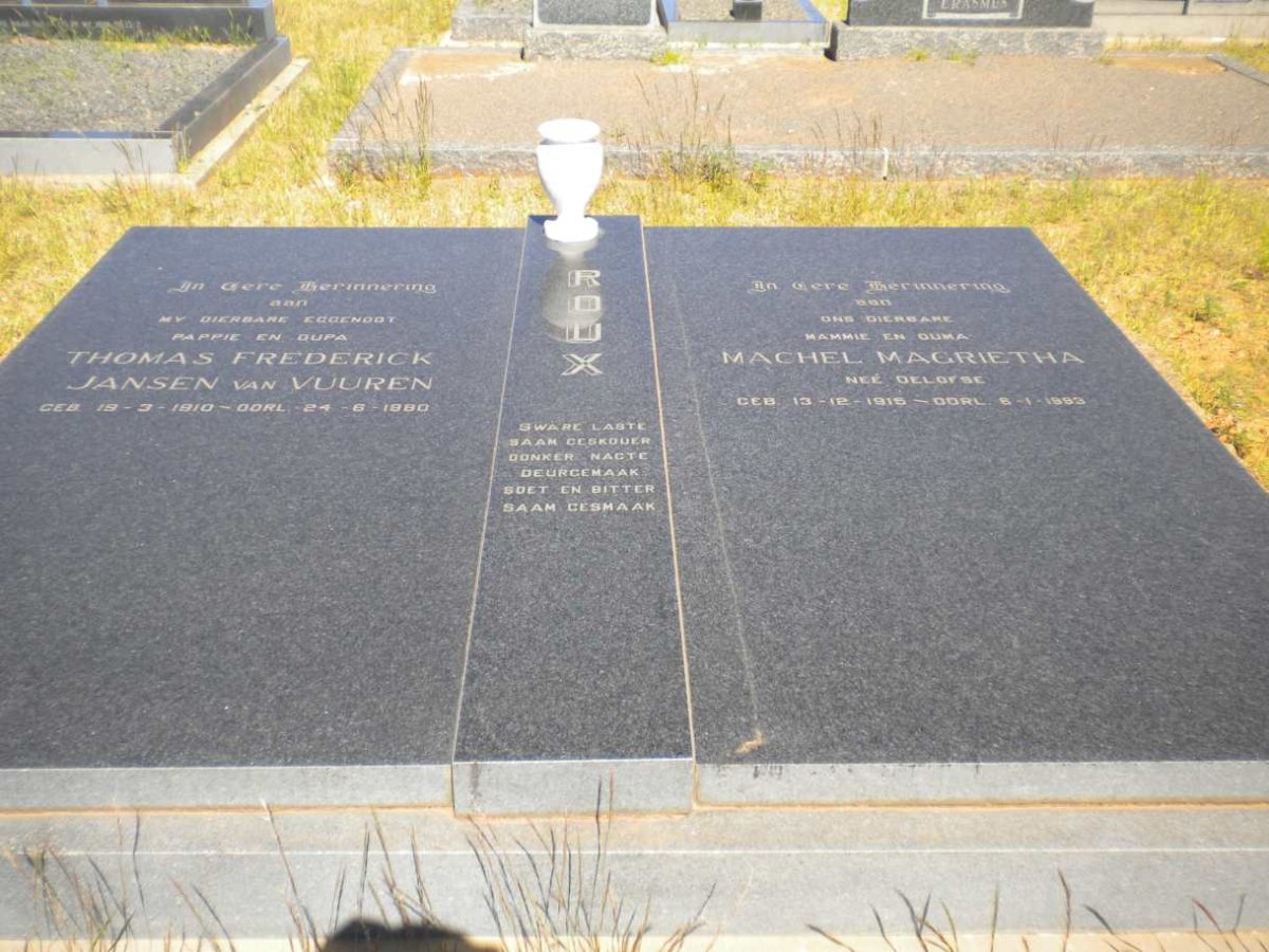 VUUREN Thomas Frederick, Jansen van 1910-19?0 &amp; Machel Magrietha OELOFSE 1915-19?3