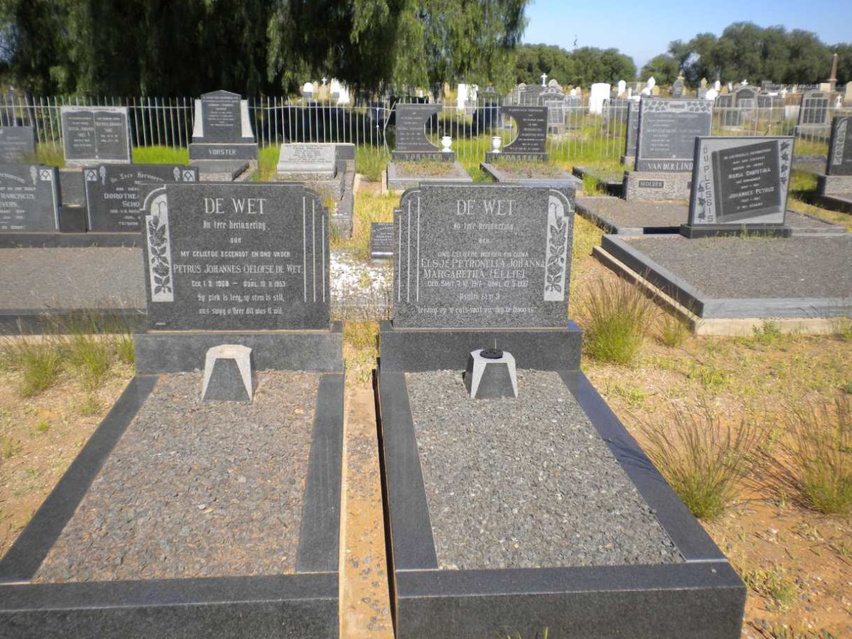 WET Petrus Johannes Oelofse, de 1908-1953 &amp; Elsje Petronella Johanna Margaretha nee SMIT 1907-1997