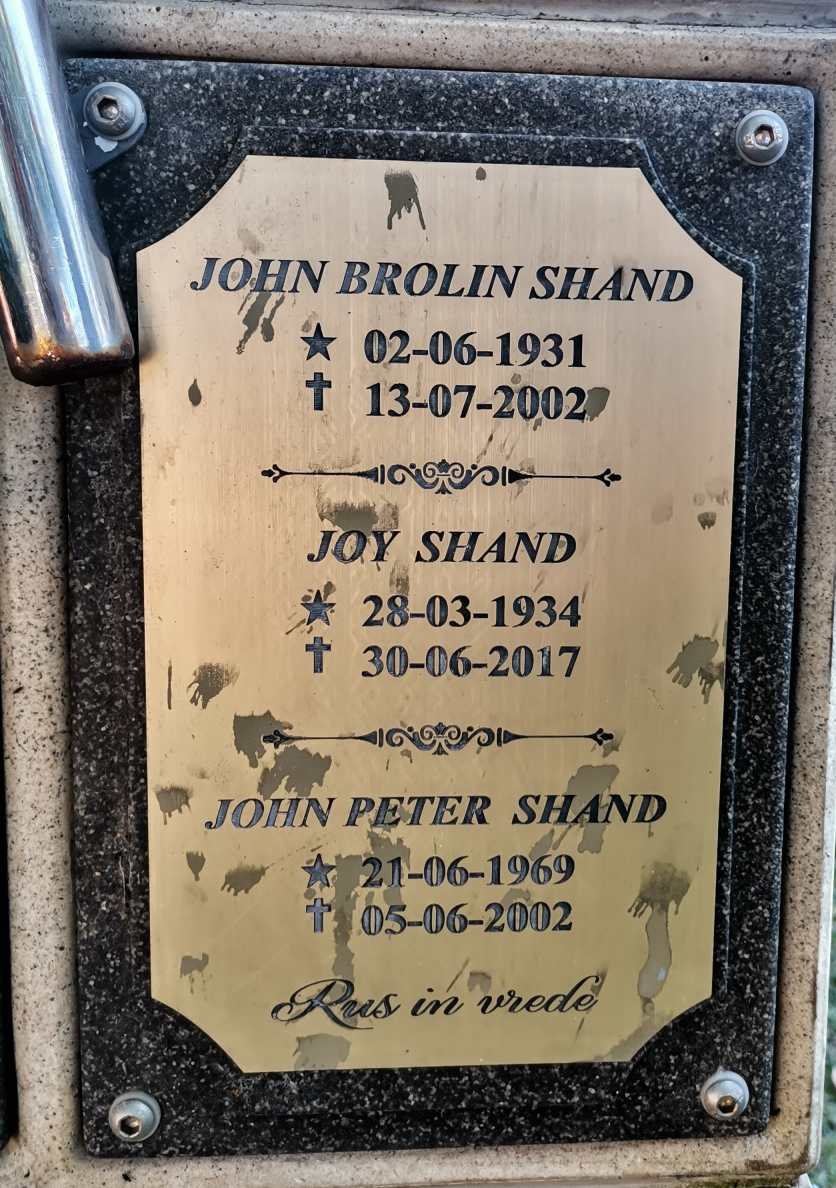 SHAND John Brolin 1931-2002 &amp; Joy 1934-2017 :: SHAND John Peter 1969-2002