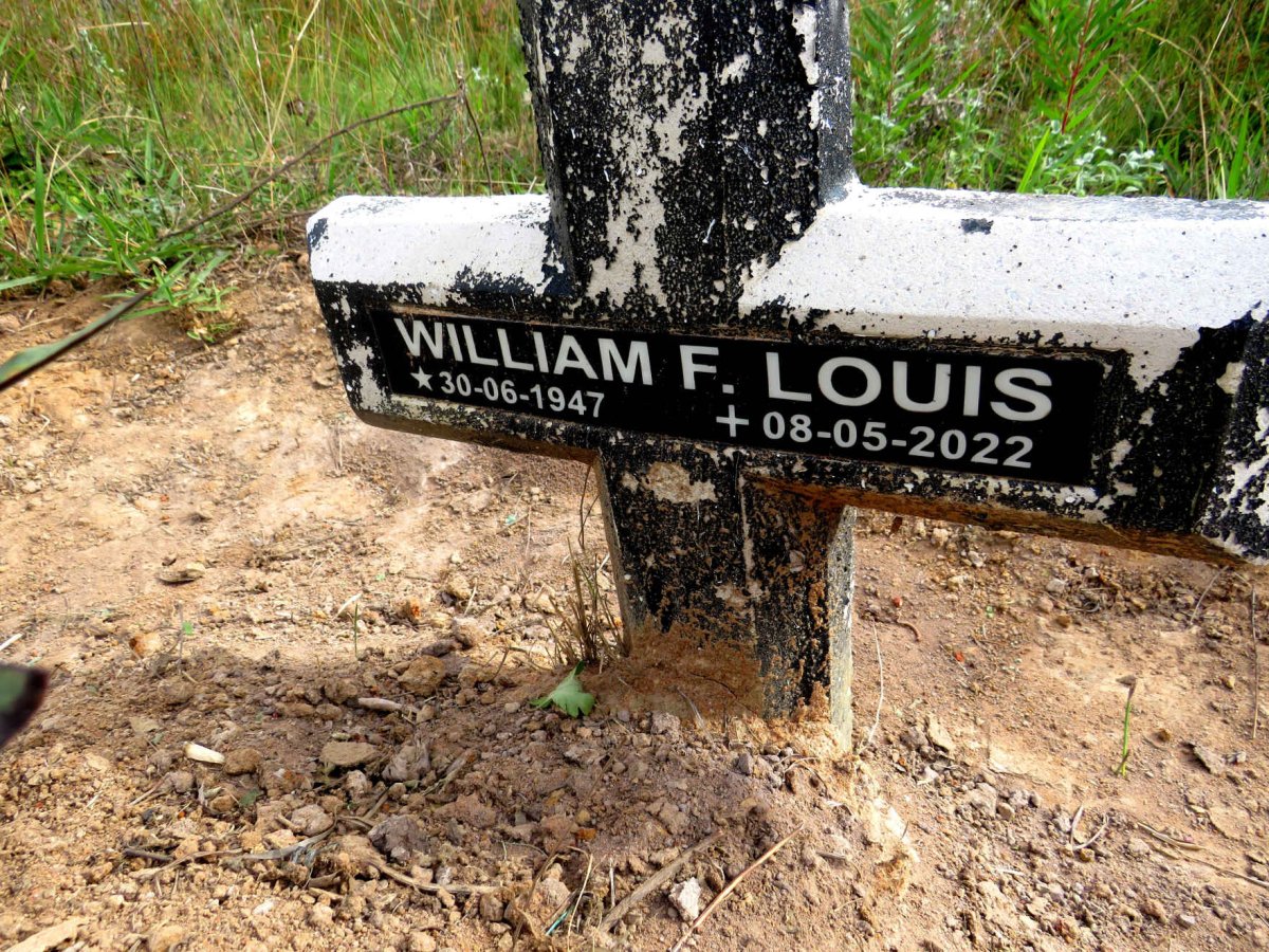 LOUIS William F. 1947-2022