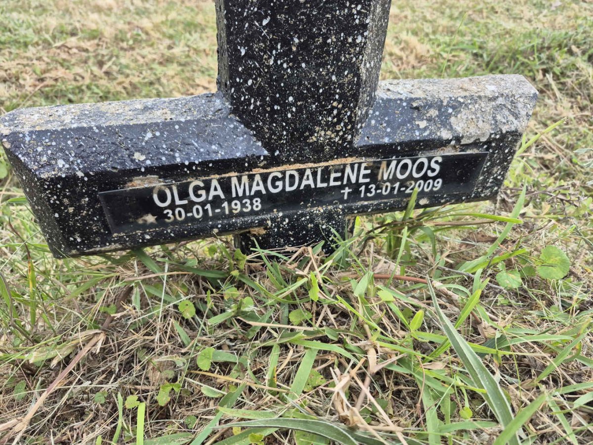 MOOS Olga Magdalene 1938-2009