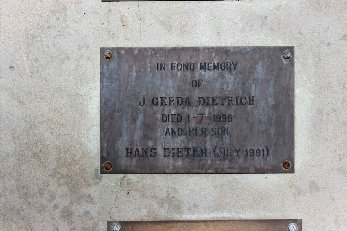 DIETRICH J. Gerda -1998 :: DIETRICH Hans Dieter -1991