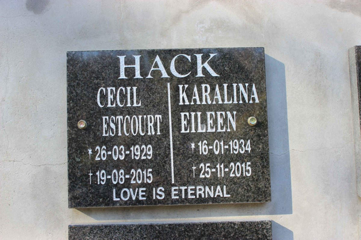 HACK Cecil Estcourt 1929-2015 &amp; Karalina Eileen 1934-2015