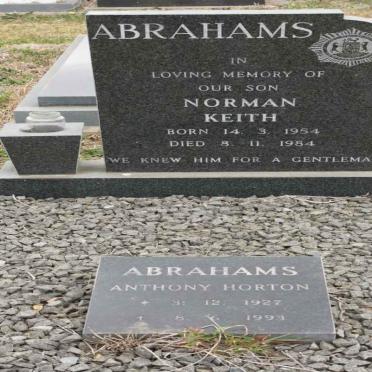ABRAHAMS Norman Keith 1954-1984 :: ABRAHAMS Anthony Horton 1927-1993
