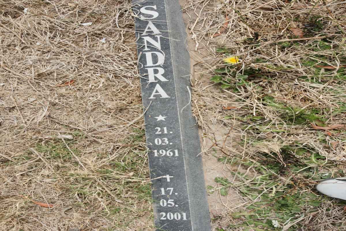COWLEY Sandra 1961-2001