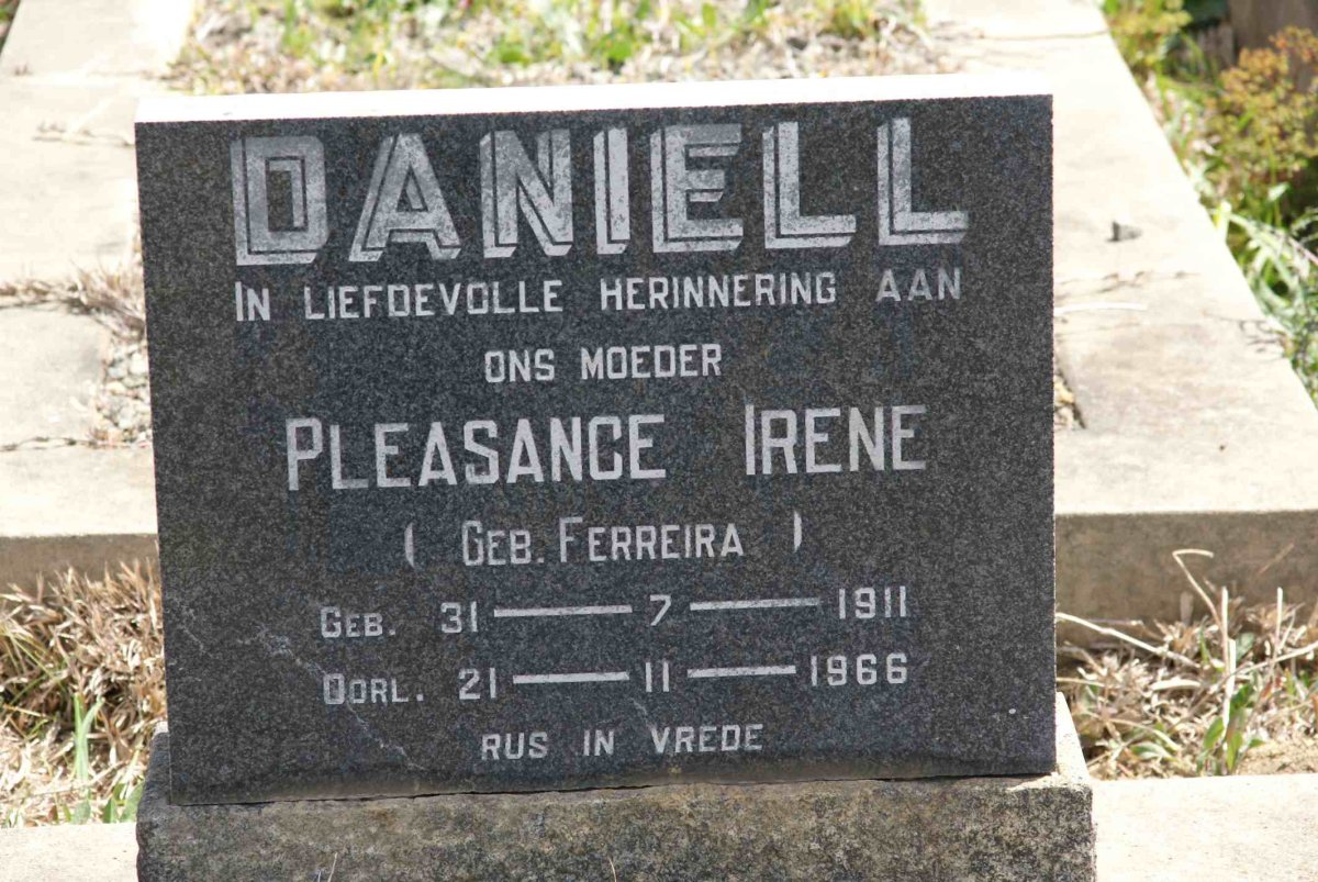 DANIELL Pleasance Irene nee FERREIRA 1911-1966