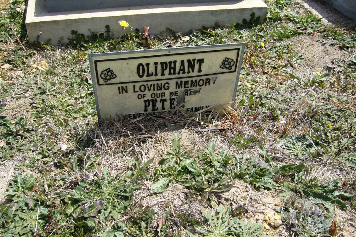OLIPHANT Peter
