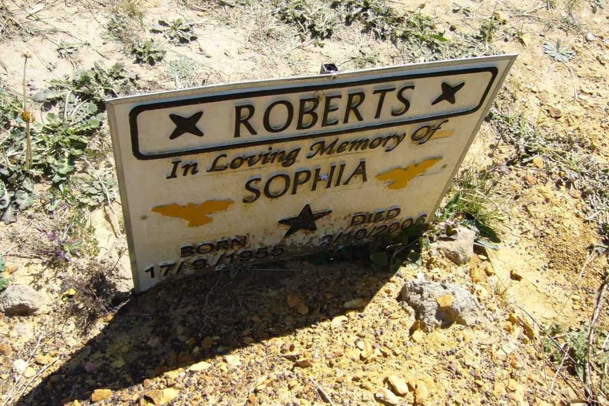 ROBERTS Sophia 1955-2006