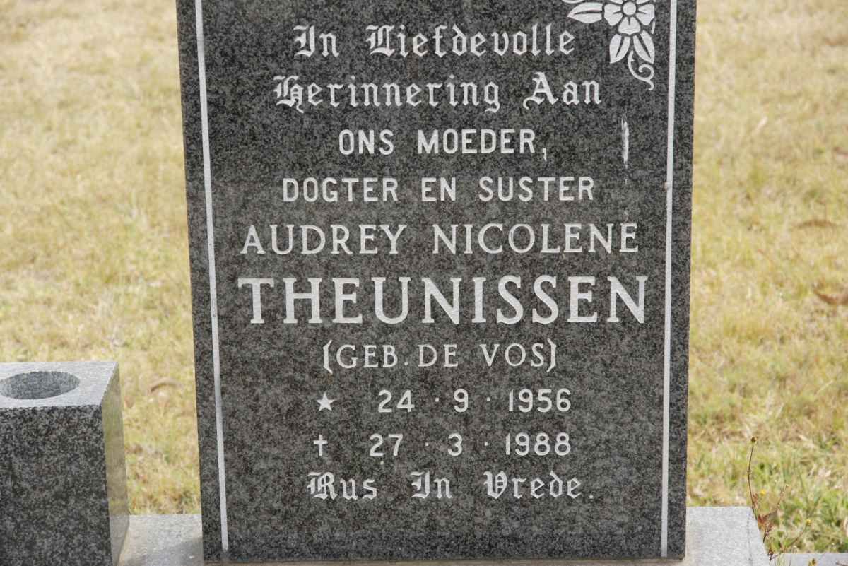 THEUNISSEN Audrey Nicolena nee DE VOS 1956-1988