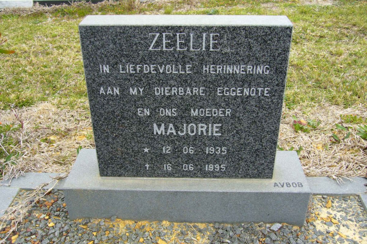 ZEELIE Majorie 1935-1995