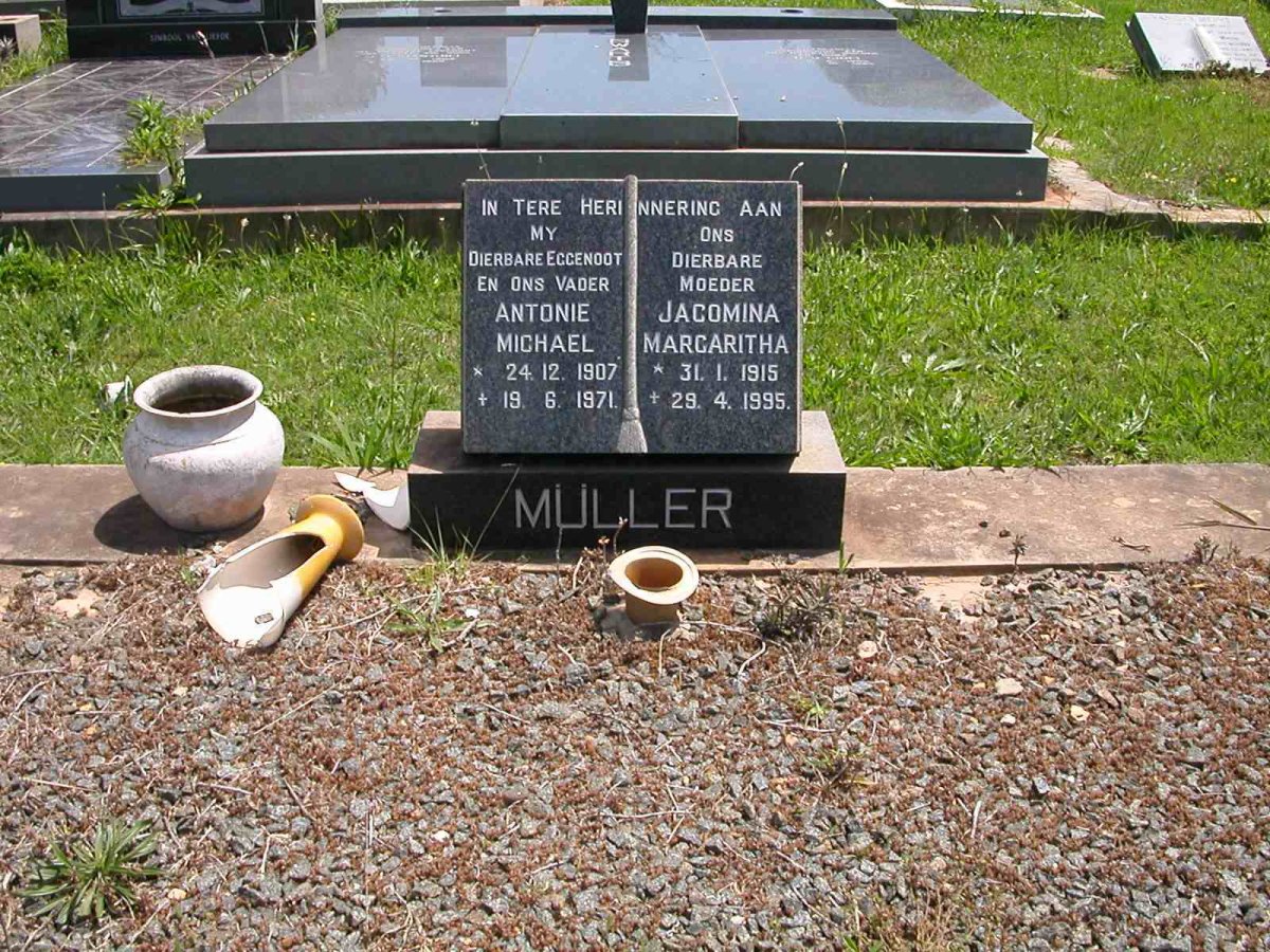 MULLER Antonie Michael 1907-1971 &amp; Jacomina Margaritha 1915-1995
