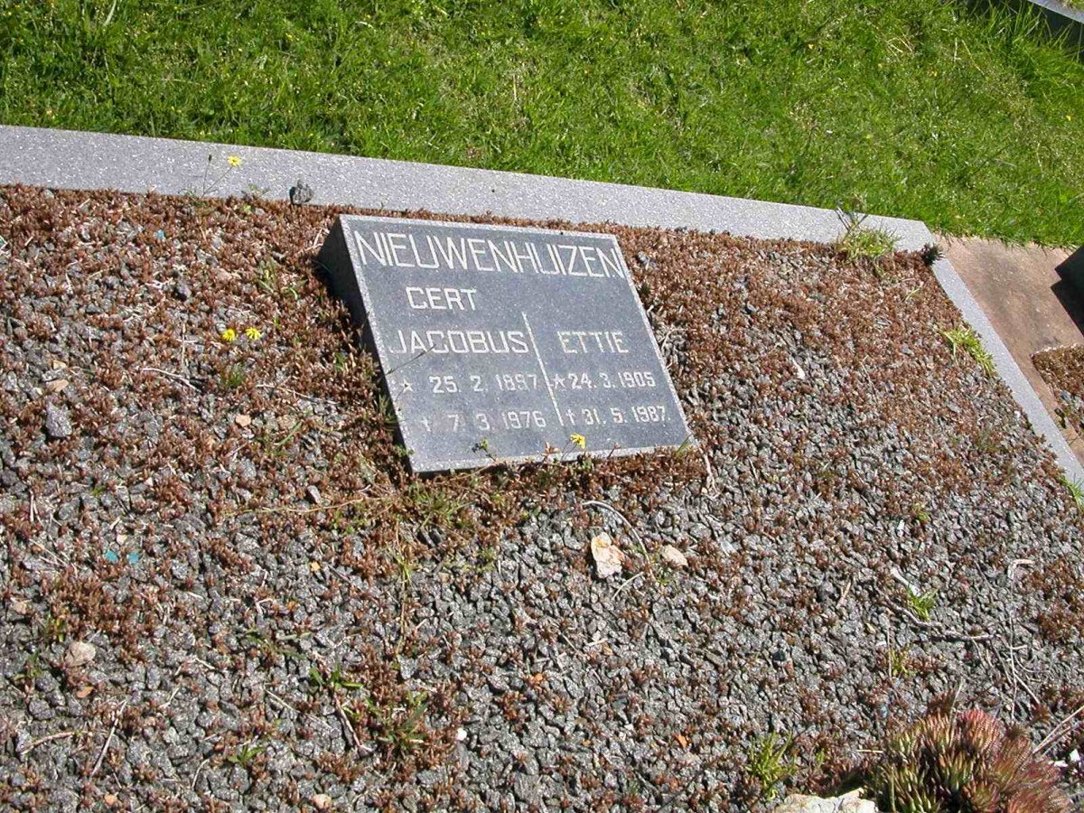 NIEUWENHUIZEN Gert Jacobus 1897-1976 &amp; Ettie 1905-1987
