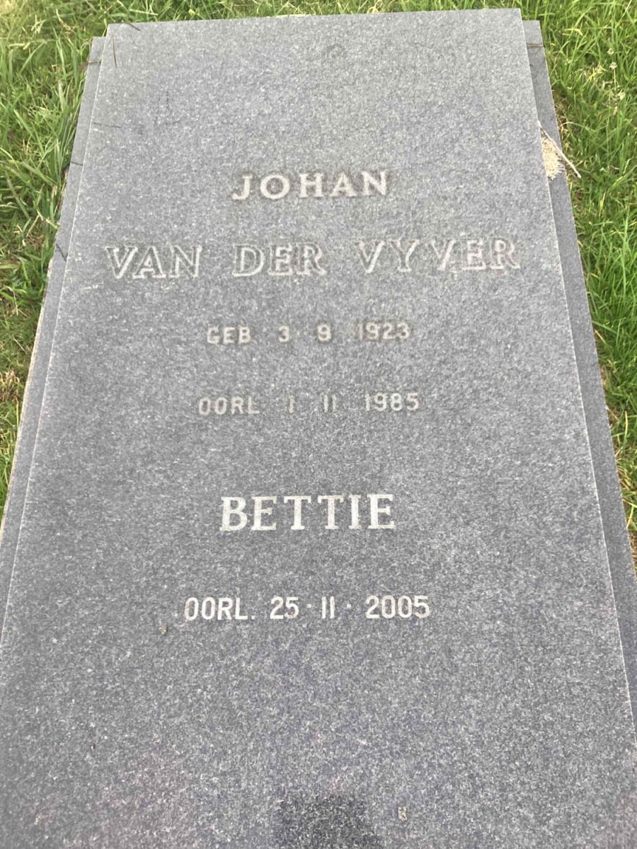 VYVER Johan, van der 1923-1985 &amp; Bettie -2005