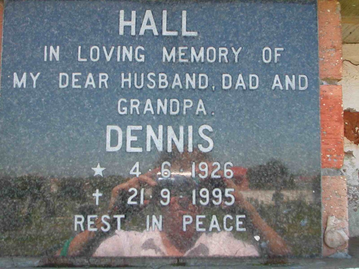 HALL Dennis 1926-1995