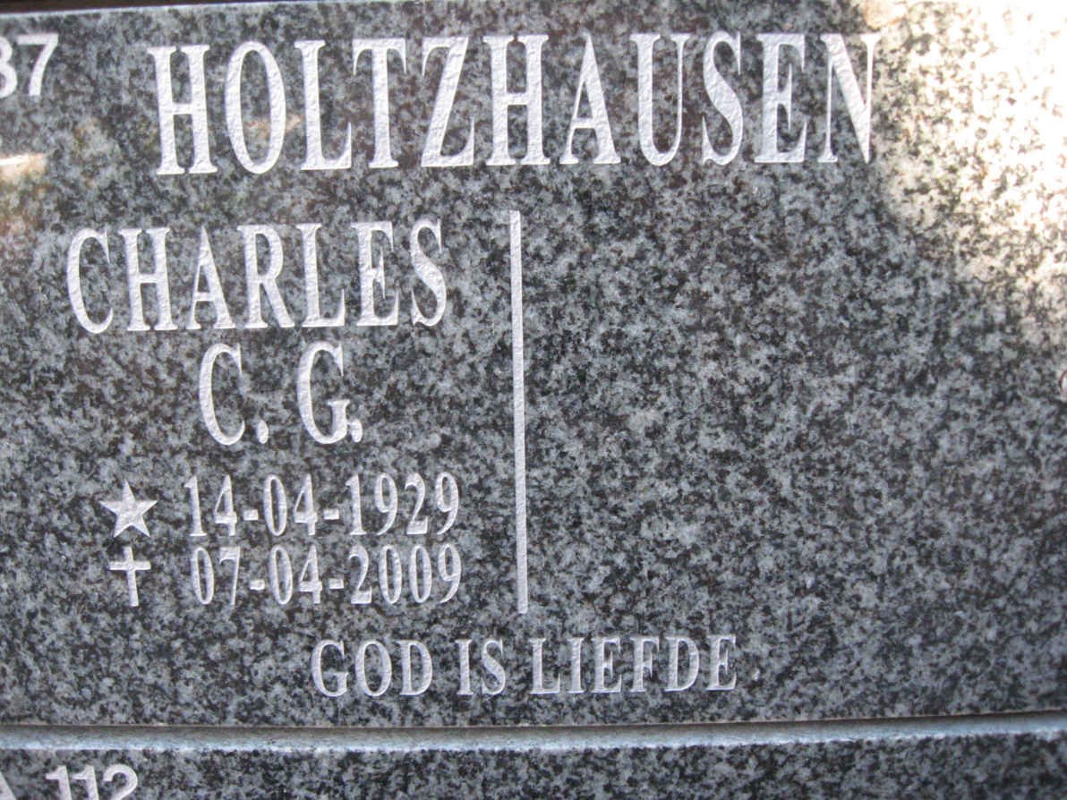 HOLTZHAUSEN C.G. 1929-2009