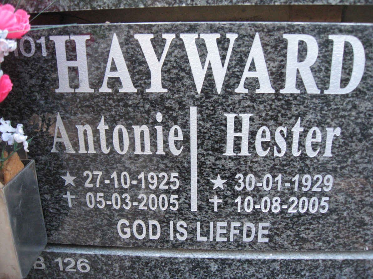 HAYWARD Antonie 1925-2005 &amp; Hester 1929-2005