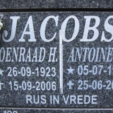 J - Vanne :: Surnames - J