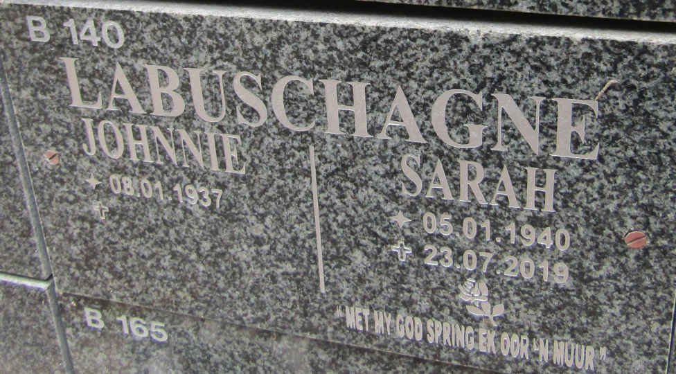 LABUSCHAGNE Johnnie 1937- &amp; Sarah 1940-2019