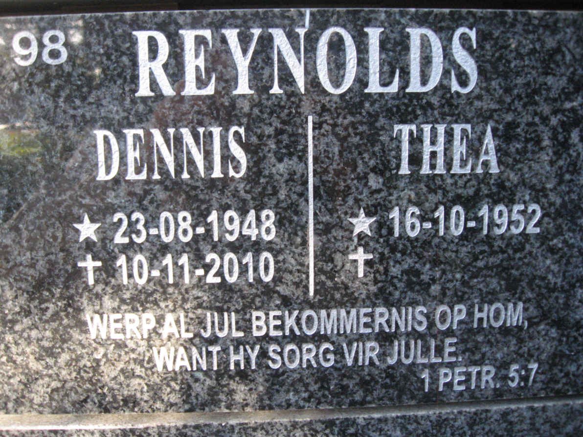REYNOLDS Dennis 1948-2010 &amp; Theo 1952-