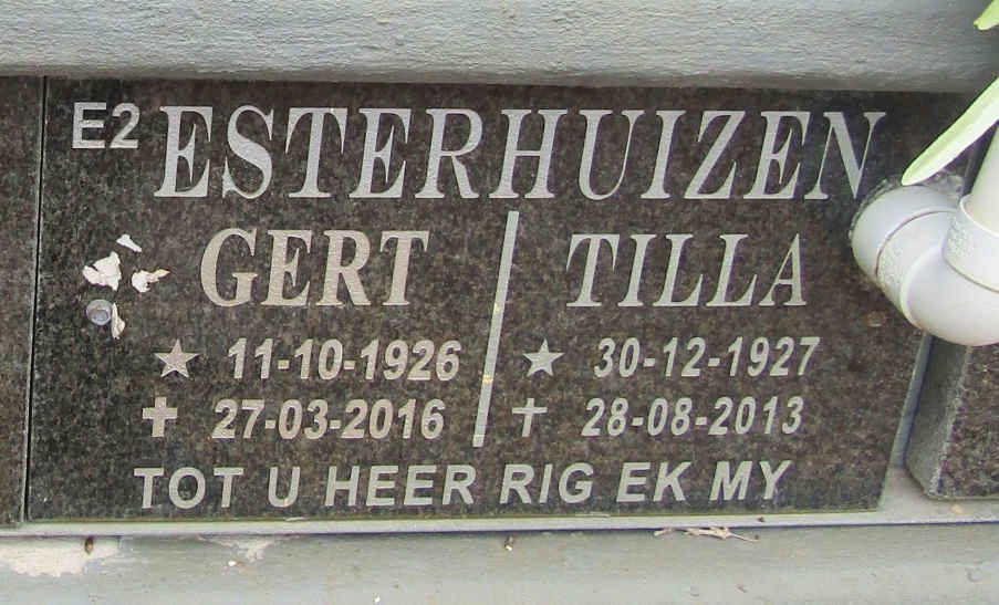 ESTERHUIZEN Gert 1926-2016 &amp; Tilla 1927-2013