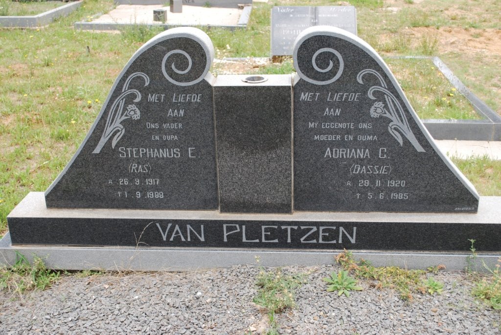 PLETZEN Stephanus E., van 1917-1988 &amp; Adriana C. 1920-1985