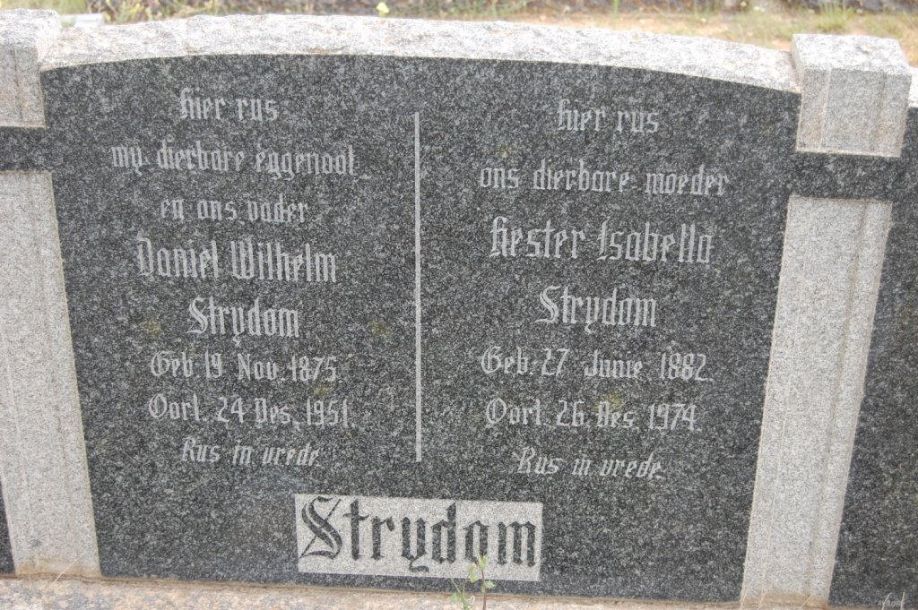STRYDOM Daniel Wilhelm 1875-1951 &amp; Hester Iosbella 1882-1974