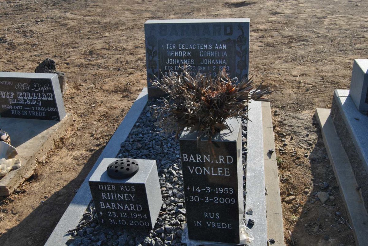 BARNARD Vonlee 1953-2009 :: BARNARD Rhiney 1954-2000