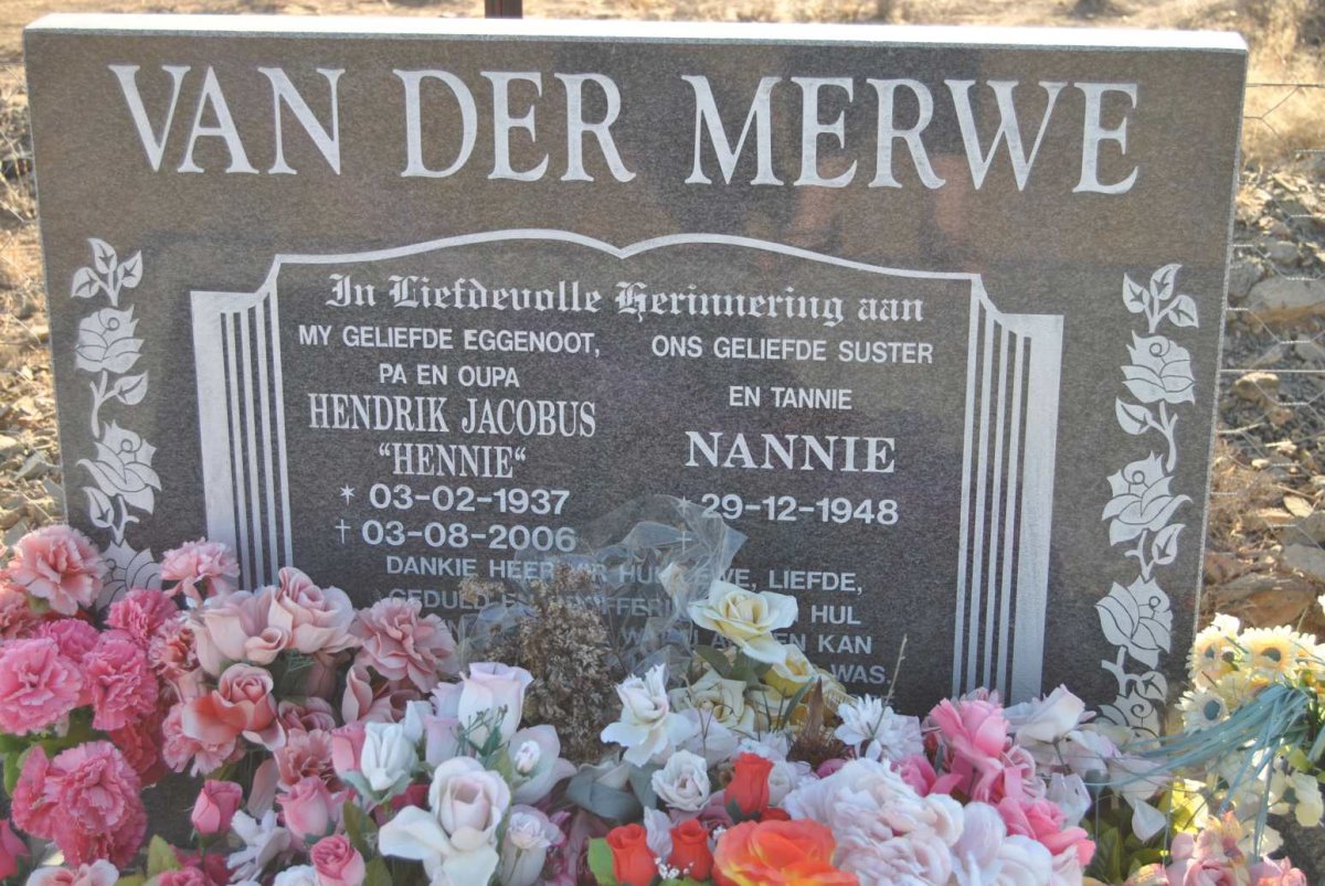 MERWE Hendrik Jacobus, van der 1937-2006 &amp; Nannie 1948-